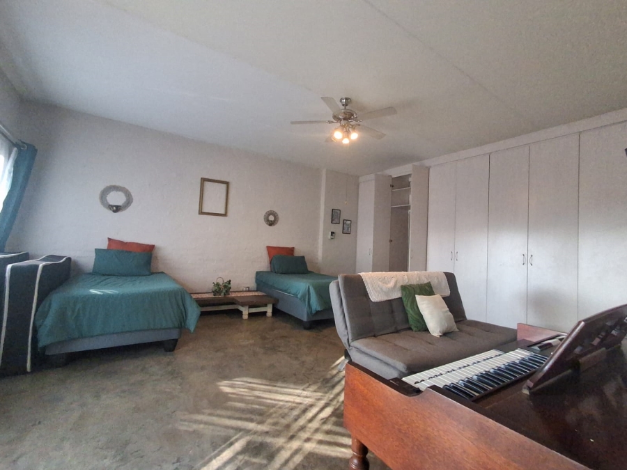5 Bedroom Property for Sale in Meyerton Central Gauteng