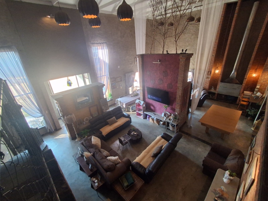 5 Bedroom Property for Sale in Meyerton Central Gauteng