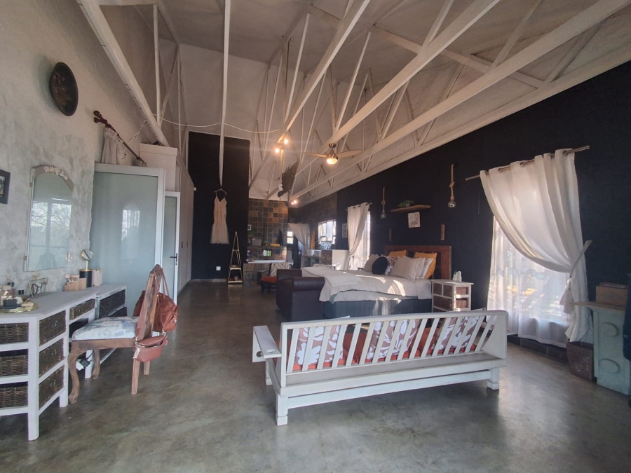 5 Bedroom Property for Sale in Meyerton Central Gauteng