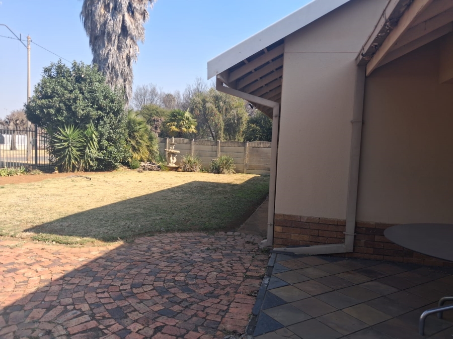 4 Bedroom Property for Sale in Three Rivers Gauteng