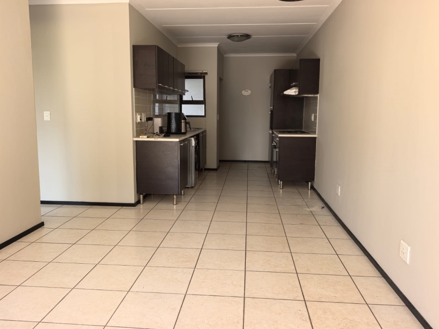 To Let 2 Bedroom Property for Rent in Noordwyk Gauteng