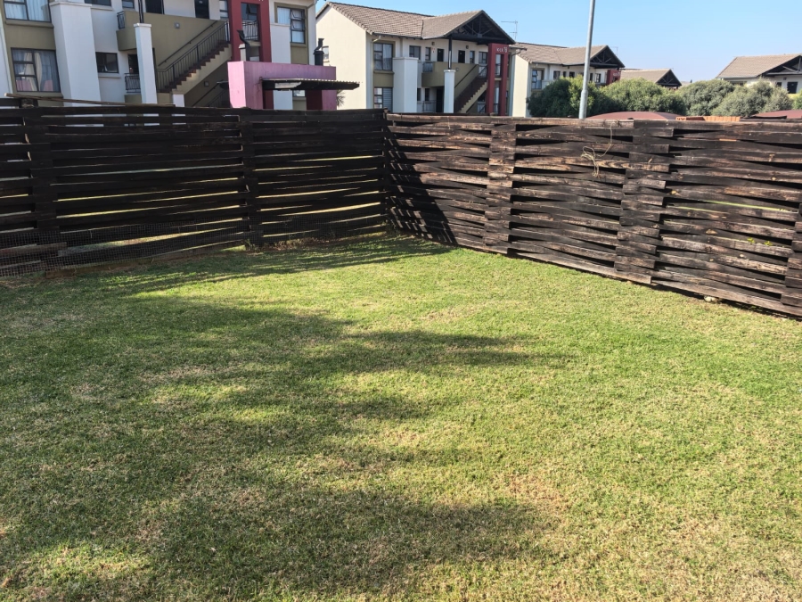 To Let 2 Bedroom Property for Rent in Noordwyk Gauteng