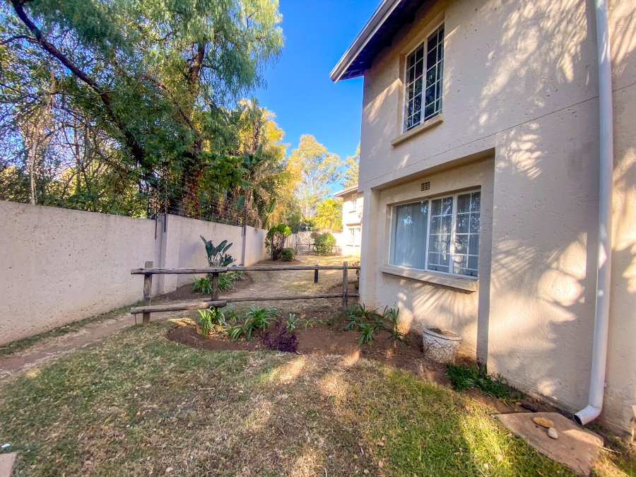 2 Bedroom Property for Sale in Vorna Valley Gauteng