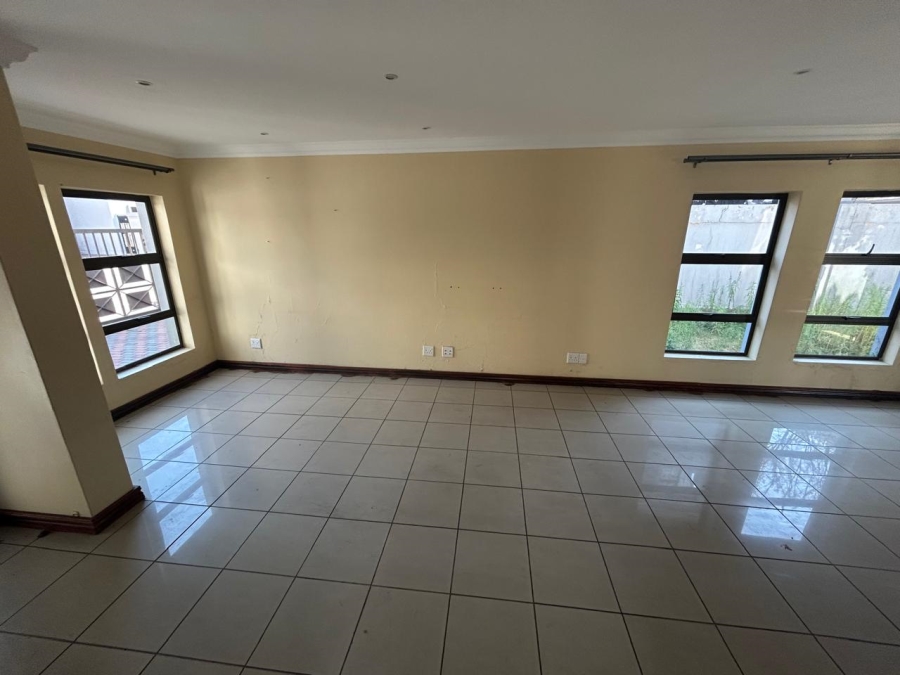 3 Bedroom Property for Sale in Halfway Gardens Gauteng
