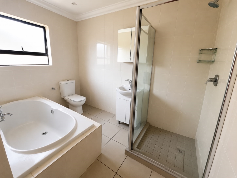 3 Bedroom Property for Sale in Halfway Gardens Gauteng