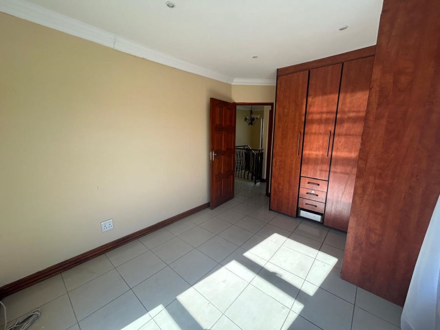 3 Bedroom Property for Sale in Halfway Gardens Gauteng