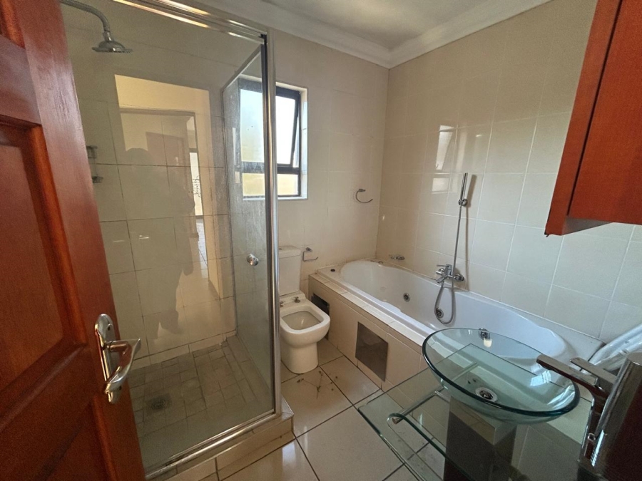 3 Bedroom Property for Sale in Halfway Gardens Gauteng