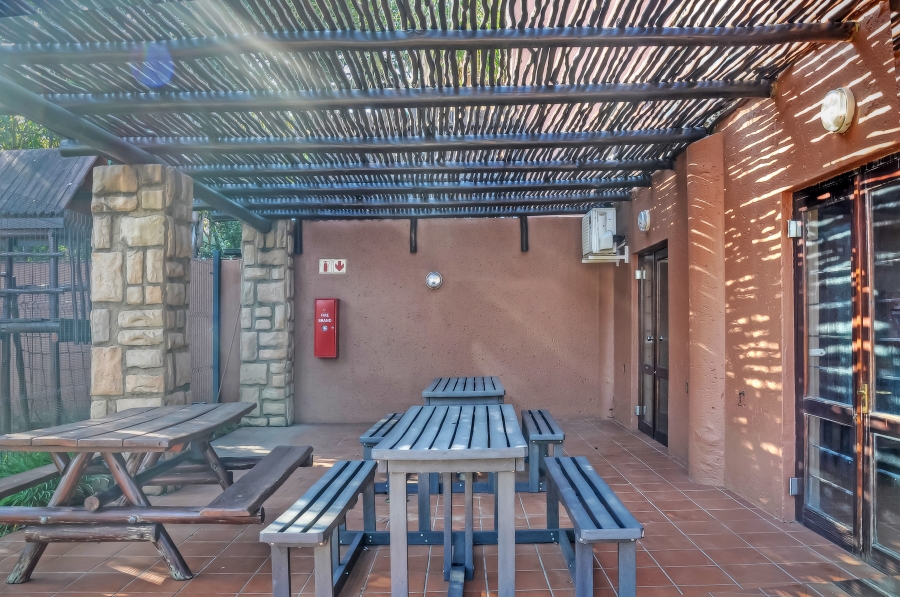 2 Bedroom Property for Sale in Sunninghill Gauteng