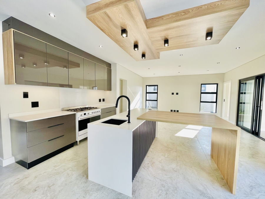 4 Bedroom Property for Sale in Fountainbrook Estate Gauteng