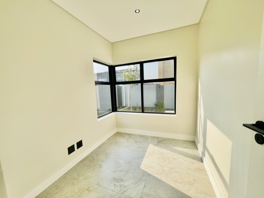 4 Bedroom Property for Sale in Fountainbrook Estate Gauteng