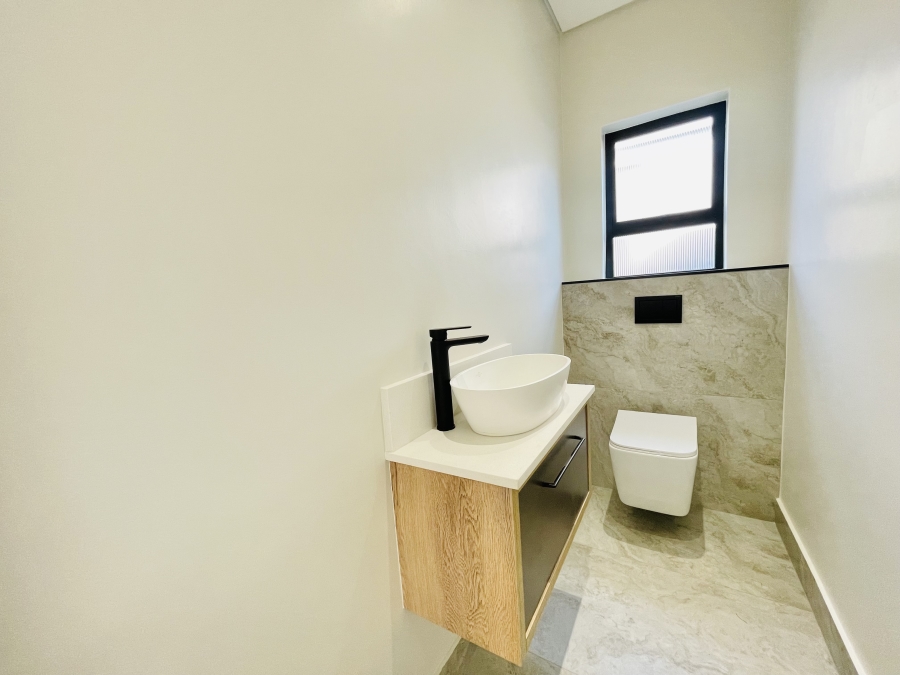 4 Bedroom Property for Sale in Fountainbrook Estate Gauteng