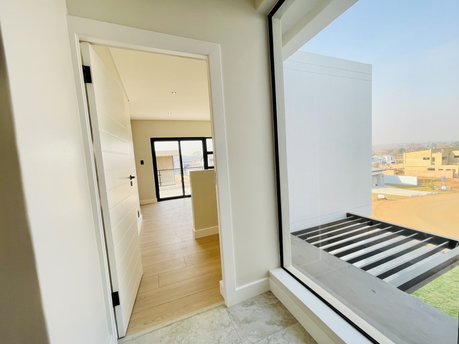 4 Bedroom Property for Sale in Fountainbrook Estate Gauteng