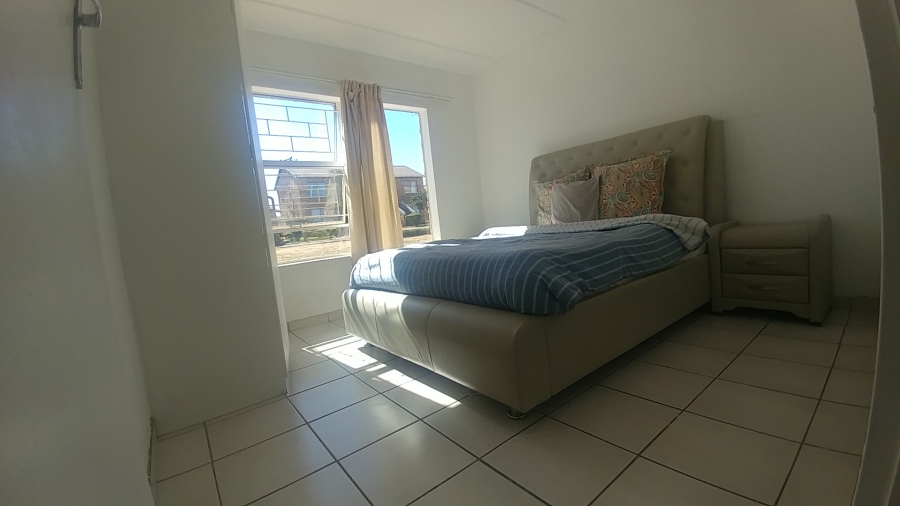 To Let 2 Bedroom Property for Rent in Arundo Estate Gauteng