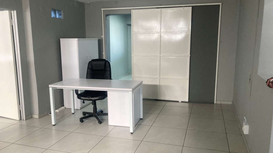 To Let Commercial Property for Rent in Benmore Gardens Gauteng