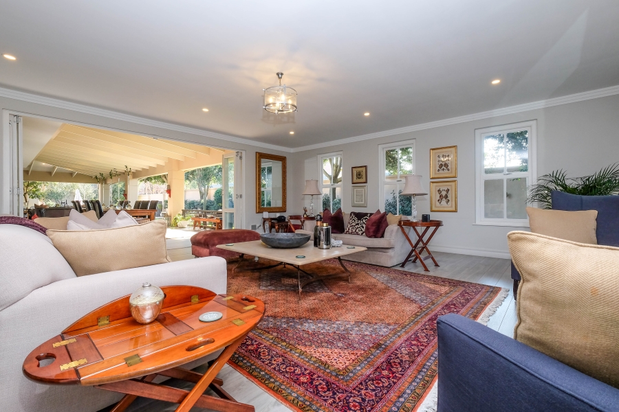 4 Bedroom Property for Sale in Hurlingham Gauteng