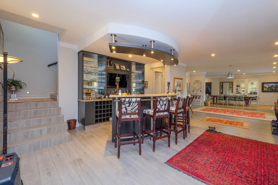 4 Bedroom Property for Sale in Hurlingham Gauteng