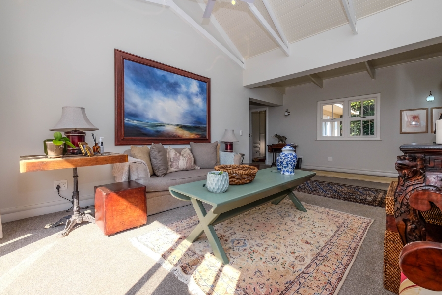 4 Bedroom Property for Sale in Hurlingham Gauteng