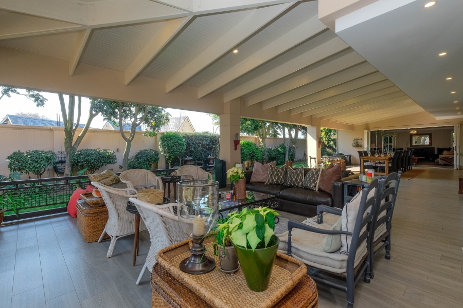 4 Bedroom Property for Sale in Hurlingham Gauteng