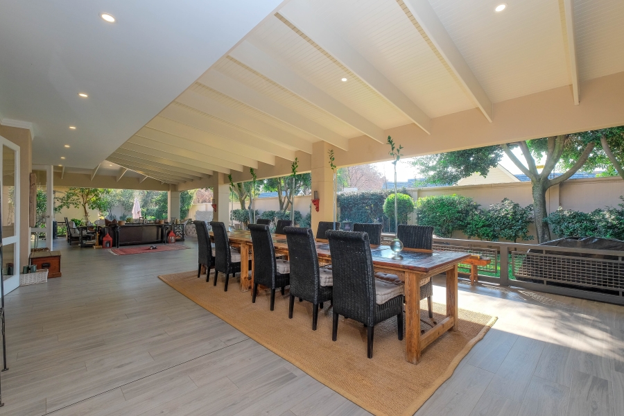 4 Bedroom Property for Sale in Hurlingham Gauteng