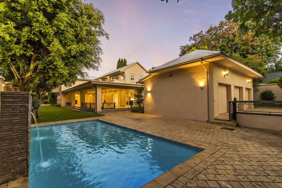 4 Bedroom Property for Sale in Hurlingham Gauteng