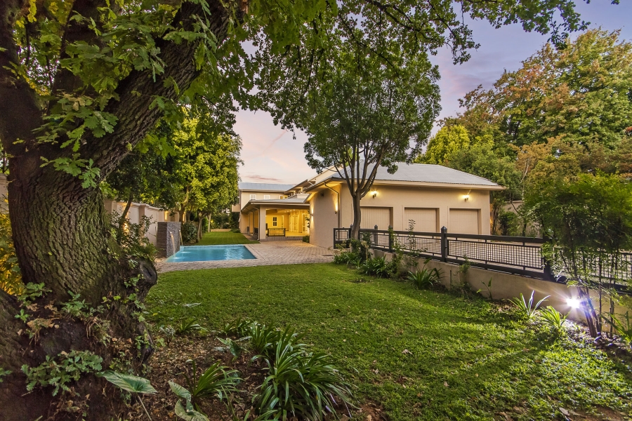 4 Bedroom Property for Sale in Hurlingham Gauteng