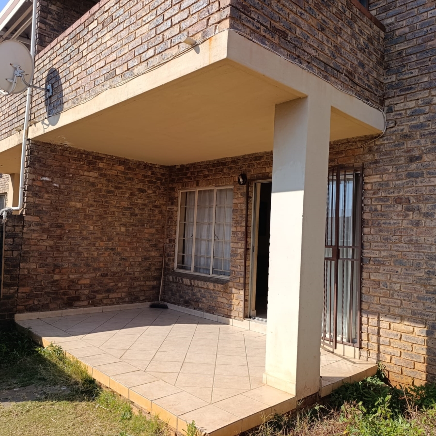 2 Bedroom Property for Sale in Proclamation Hill Gauteng