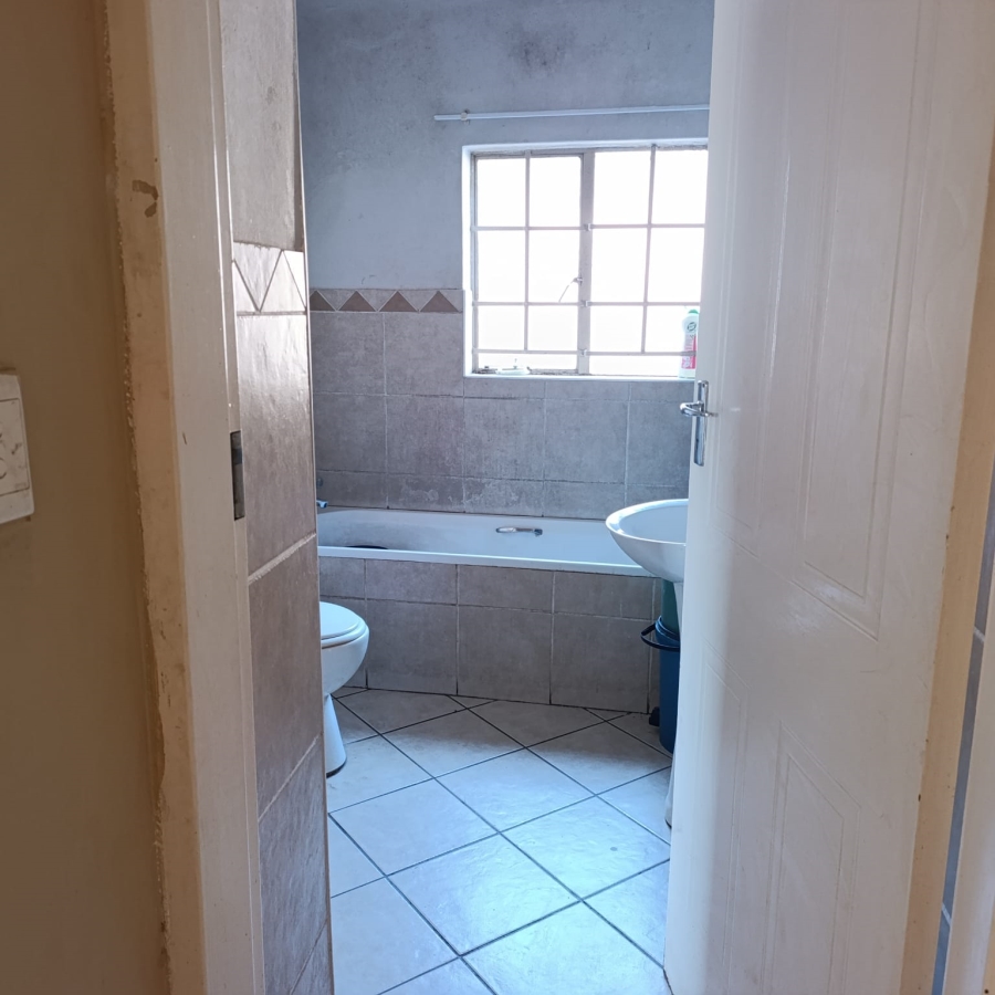 2 Bedroom Property for Sale in Proclamation Hill Gauteng