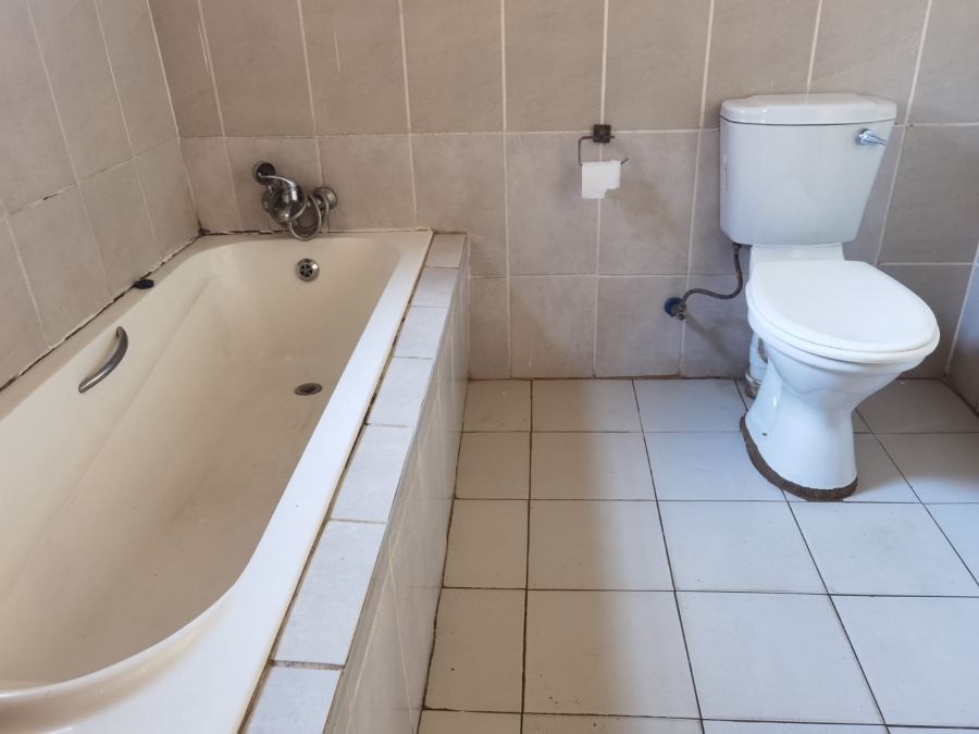 3 Bedroom Property for Sale in Zambezi Country Estate Gauteng
