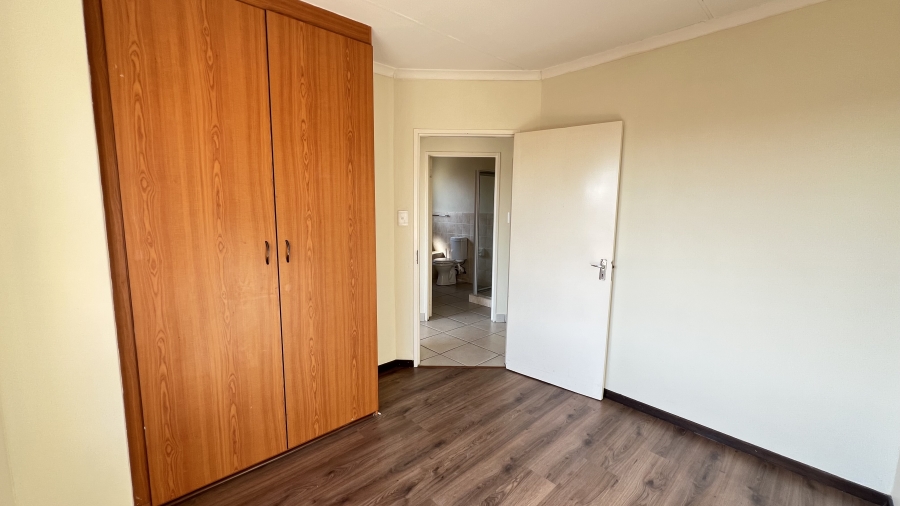 2 Bedroom Property for Sale in Randpoort Gauteng