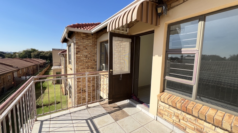 2 Bedroom Property for Sale in Randpoort Gauteng