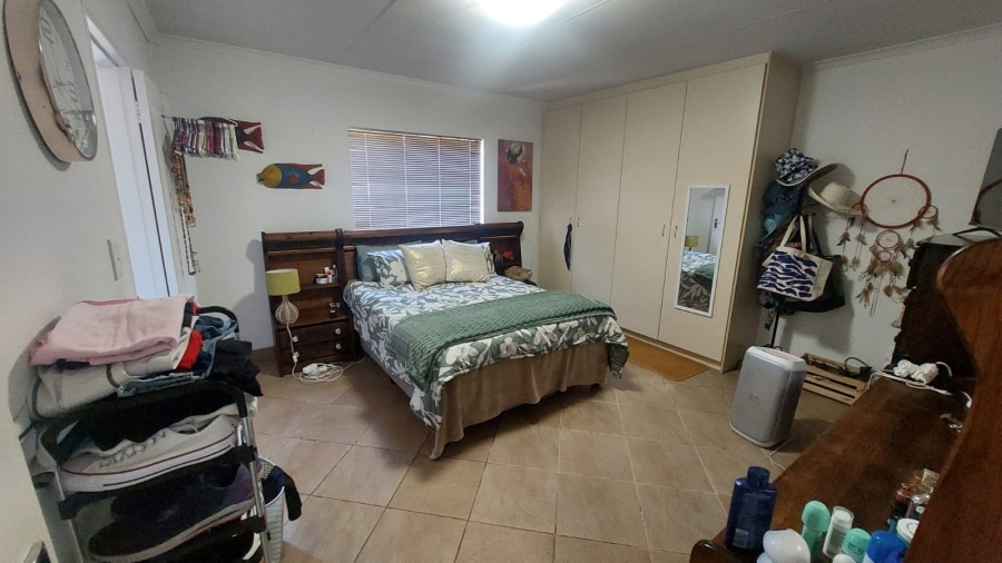 2 Bedroom Property for Sale in Robinpark Gauteng