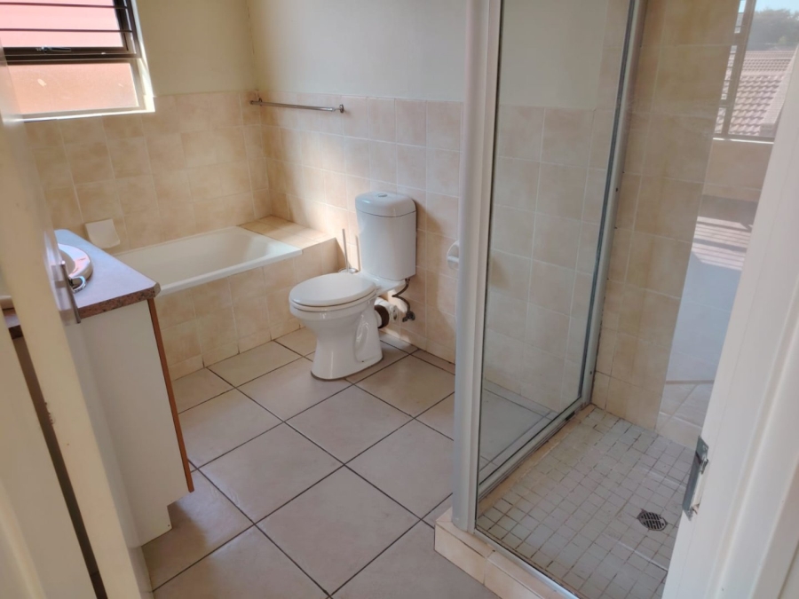 2 Bedroom Property for Sale in Randpoort Gauteng