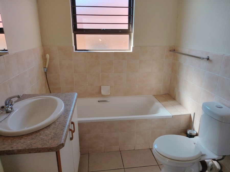 2 Bedroom Property for Sale in Randpoort Gauteng