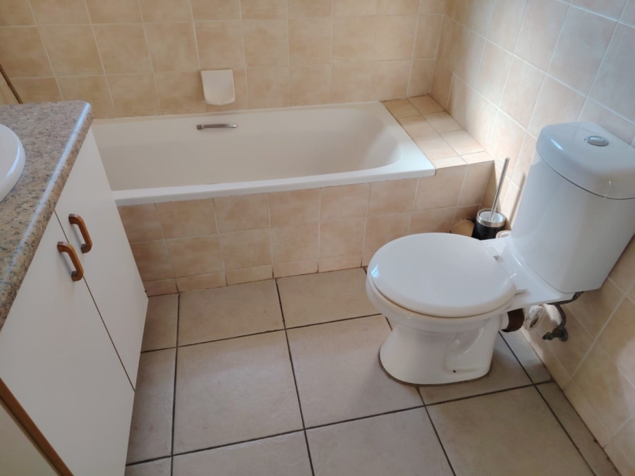 2 Bedroom Property for Sale in Randpoort Gauteng