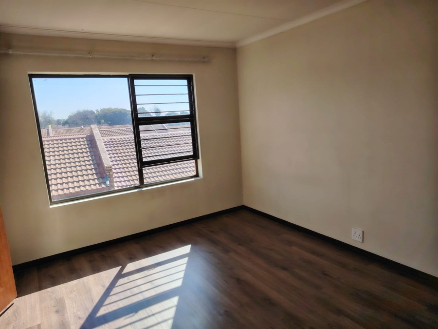 2 Bedroom Property for Sale in Randpoort Gauteng