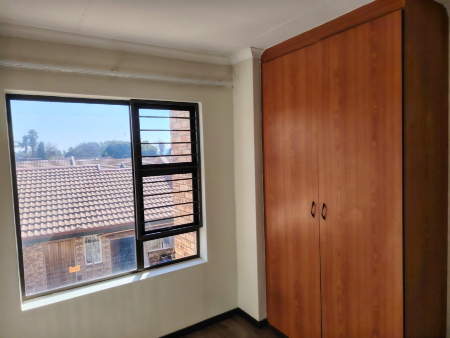 2 Bedroom Property for Sale in Randpoort Gauteng