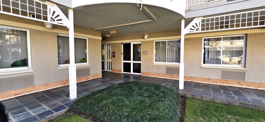 Commercial Property for Sale in Woodmead Gauteng