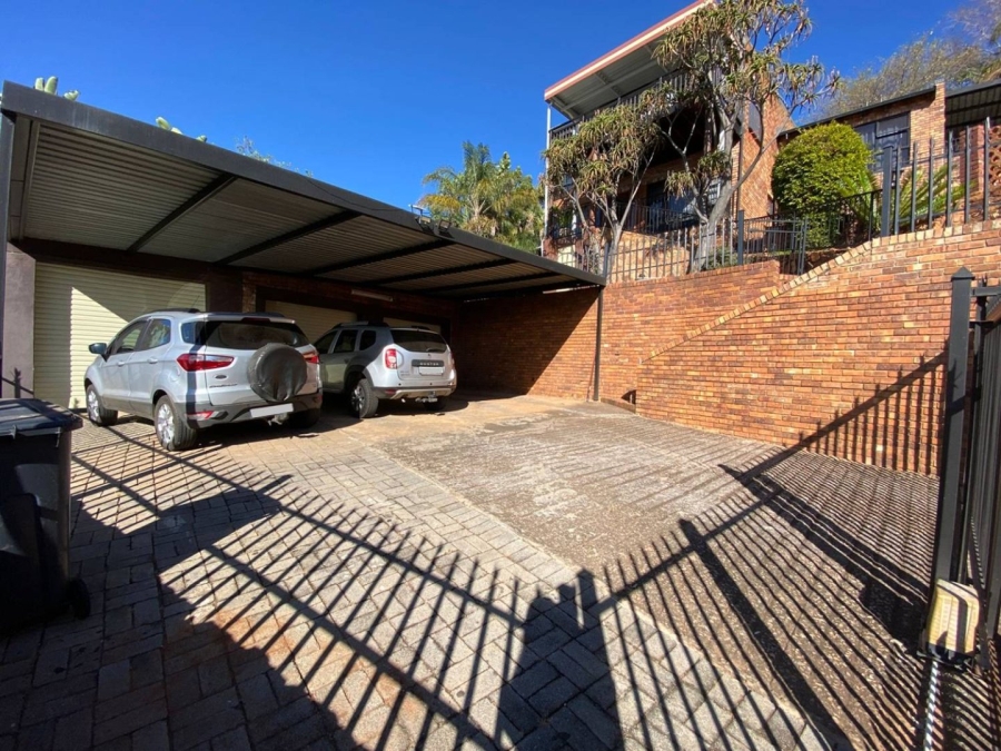 3 Bedroom Property for Sale in Sinoville Gauteng