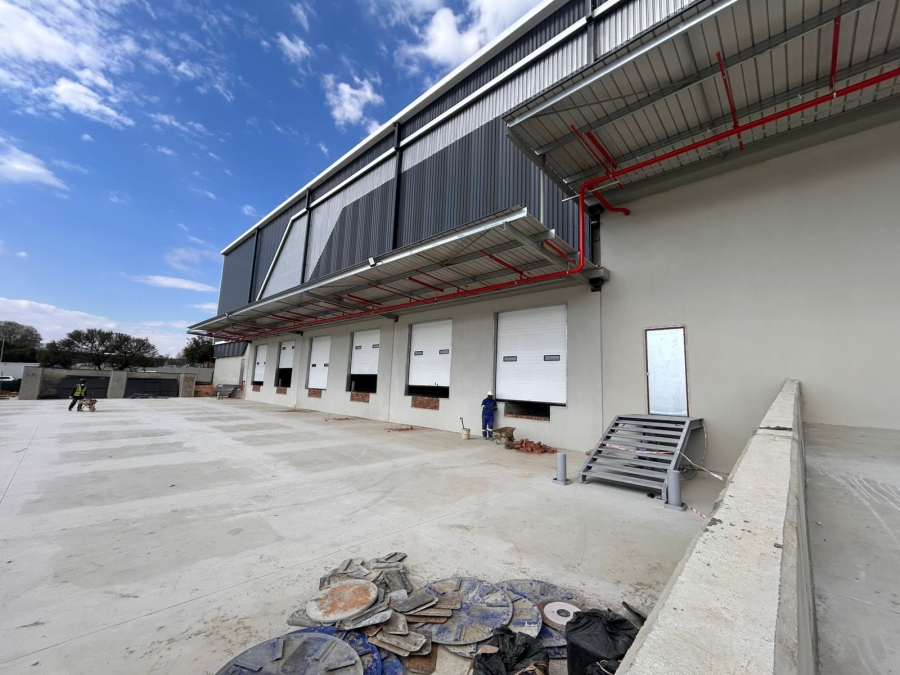 To Let Commercial Property for Rent in Louwlardia Gauteng