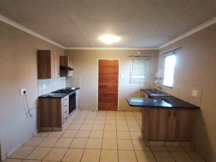 To Let 3 Bedroom Property for Rent in Leopard