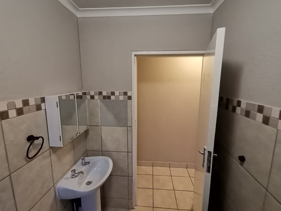 To Let 3 Bedroom Property for Rent in Leopard