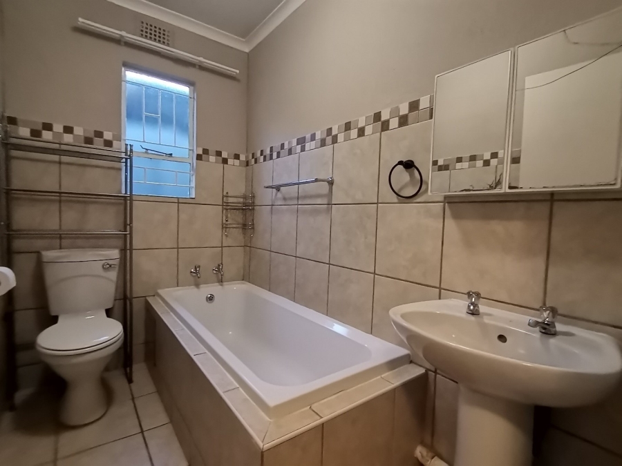 To Let 3 Bedroom Property for Rent in Leopard