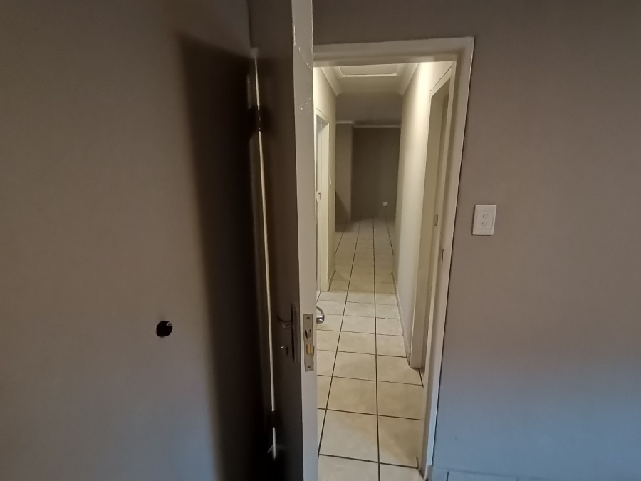 To Let 3 Bedroom Property for Rent in Leopard