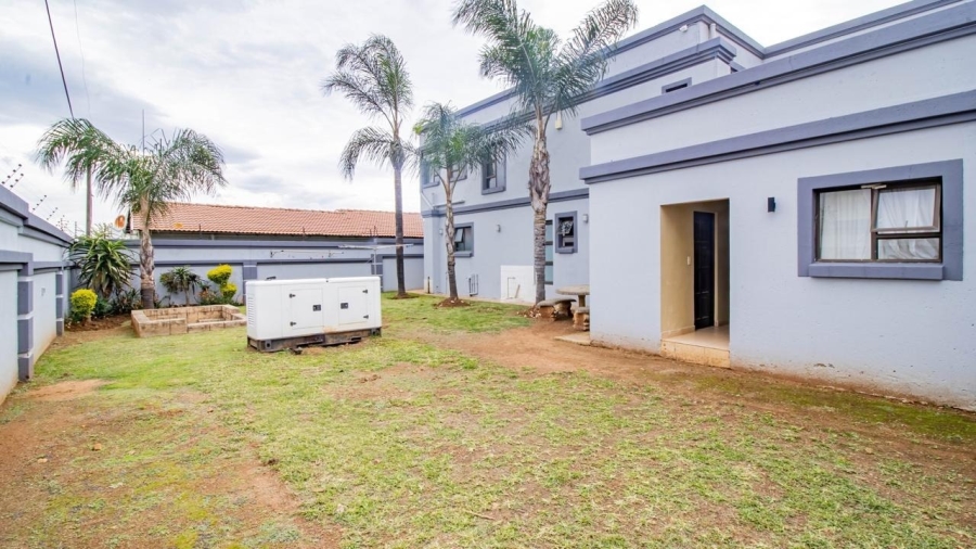 4 Bedroom Property for Sale in Liefde en Vrede Gauteng