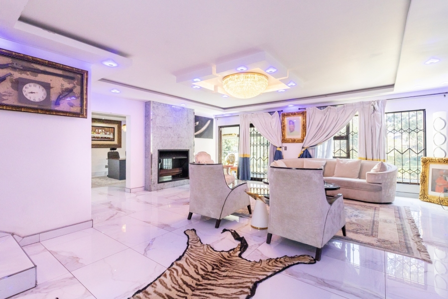 To Let 4 Bedroom Property for Rent in Bryanston Gauteng