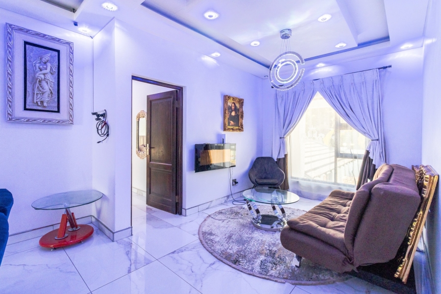 To Let 4 Bedroom Property for Rent in Bryanston Gauteng