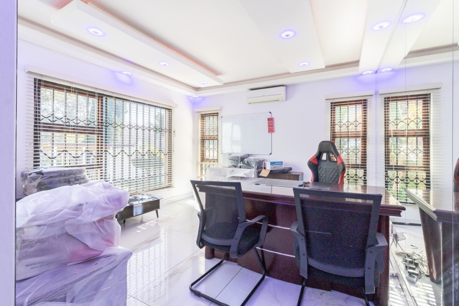 To Let 4 Bedroom Property for Rent in Bryanston Gauteng