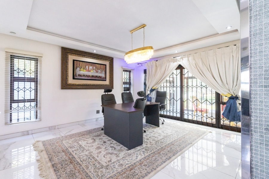 To Let 4 Bedroom Property for Rent in Bryanston Gauteng