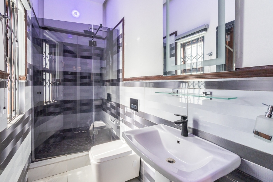 To Let 4 Bedroom Property for Rent in Bryanston Gauteng