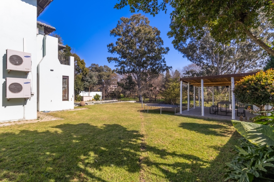 To Let 4 Bedroom Property for Rent in Bryanston Gauteng